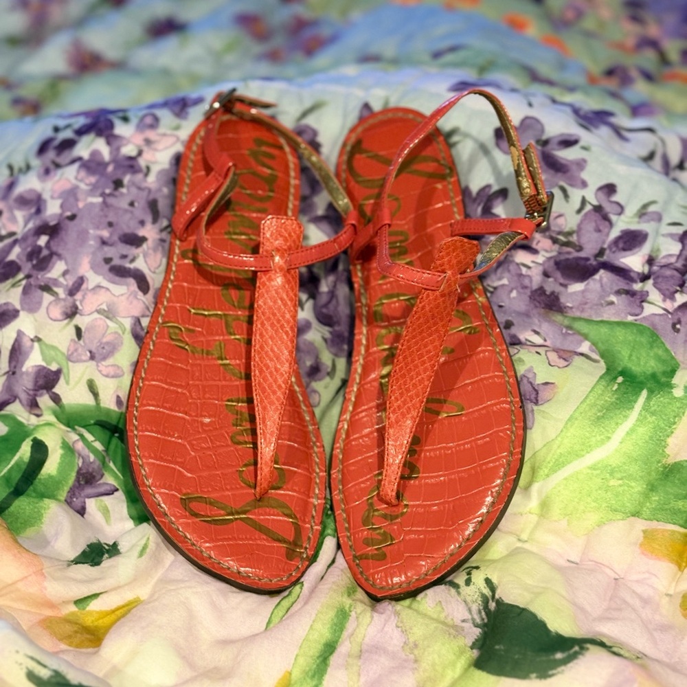 Sam Edelman  
Sandler SZ 7.5